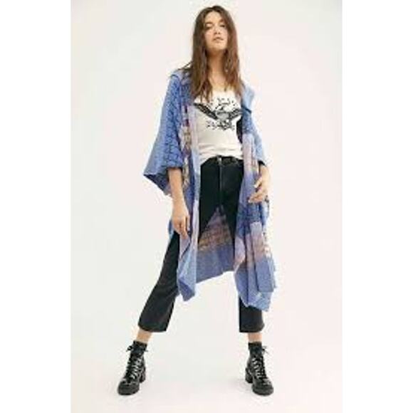 Free People Sweaters - Free People Mercer Kimono Poncho hooded open front ONE SIZE